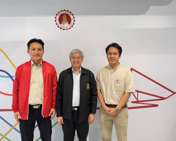 คณบดีและรองคณบดีคณะวิศวกรรมศาสตร์ เข้าร่วมอบรมเพื่อขึ้นทะเบียนเป็นผู้ตรวจประเมินมาตรฐานคุณภาพการศึกษา (TABEE Program Evaluators Training)  
